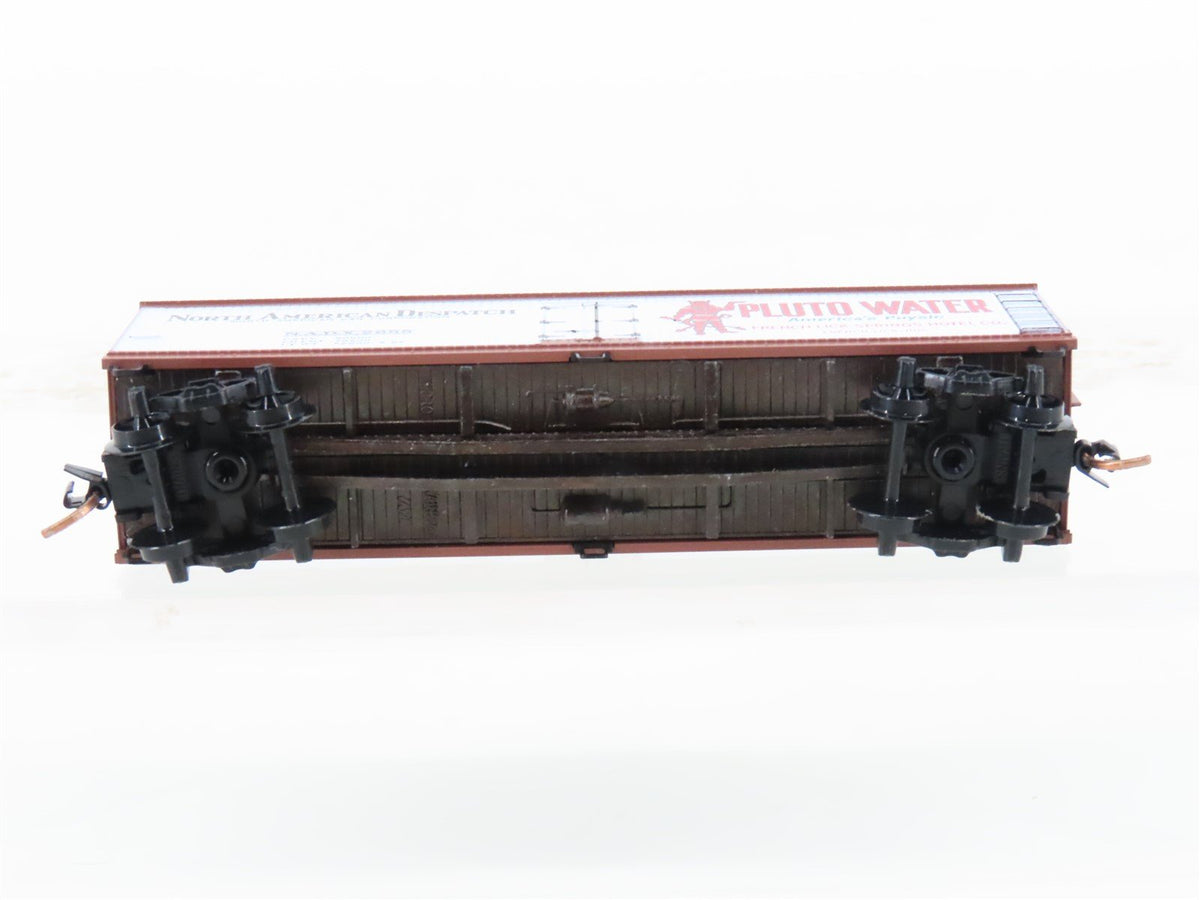 N Scale Micro-Trains MTL 49490 NADX Pluto Water 40&#39; Wood Reefer #2688