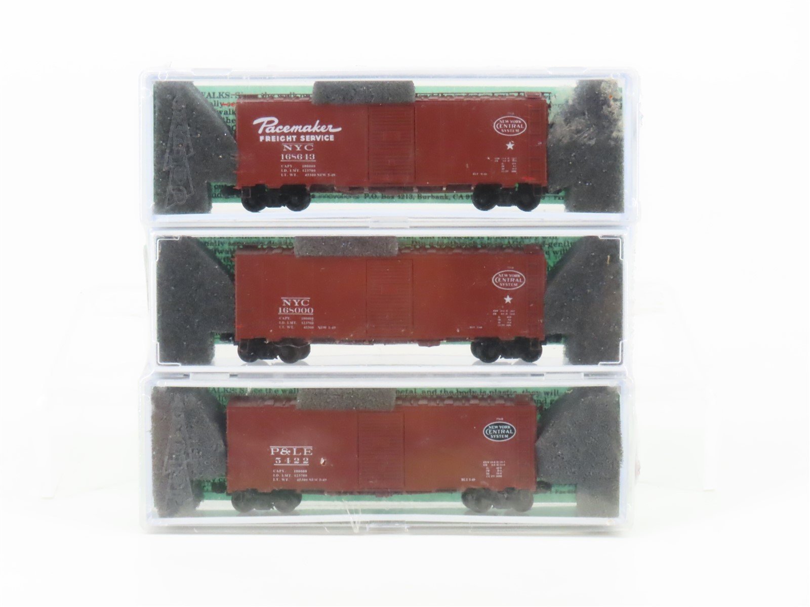 N Deluxe Innovations 14020 NYC P&LE New York Central 40' Box Car 3-Pack Sealed