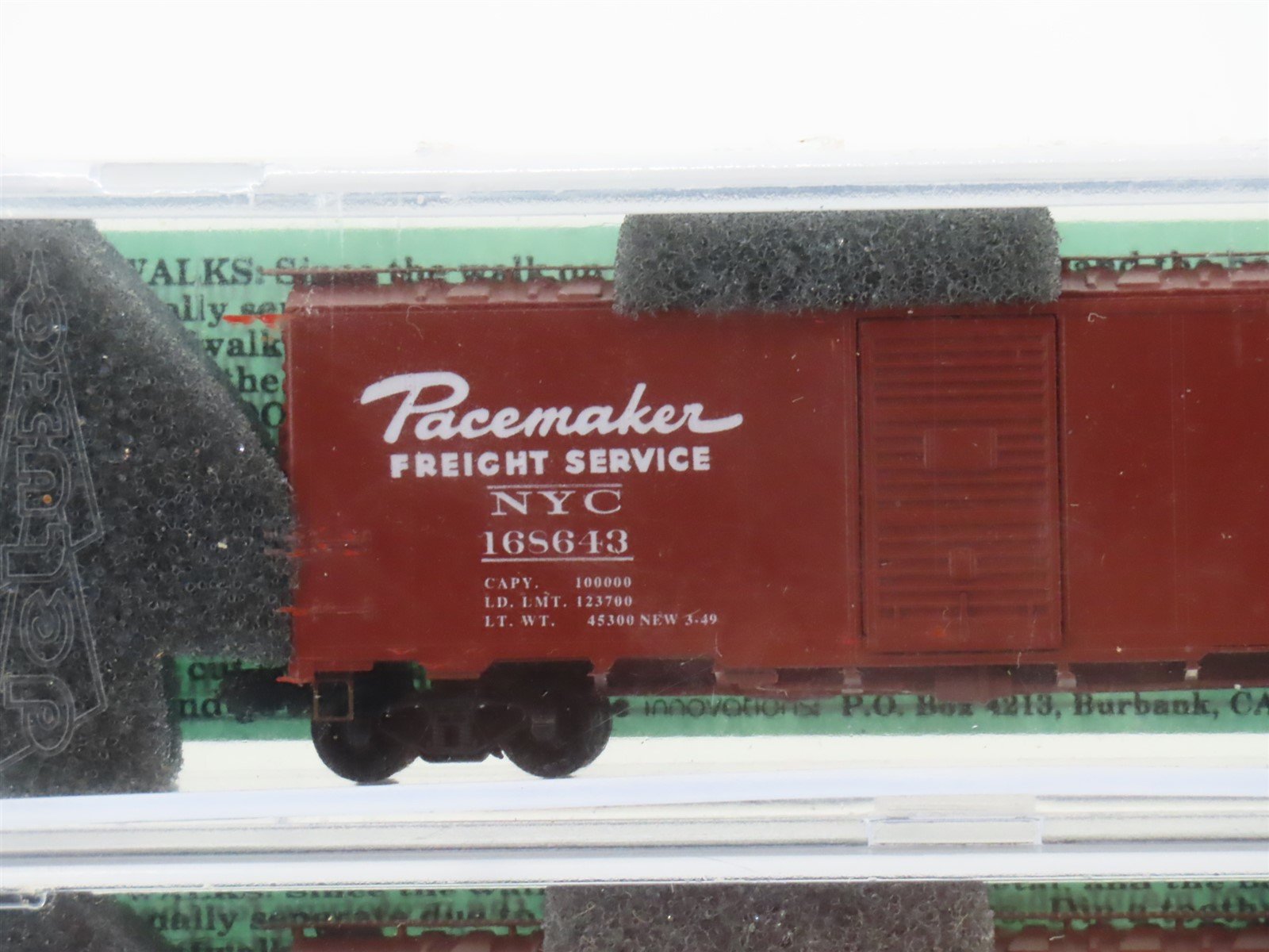 N Deluxe Innovations 14020 NYC P&LE New York Central 40' Box Car 3-Pack Sealed