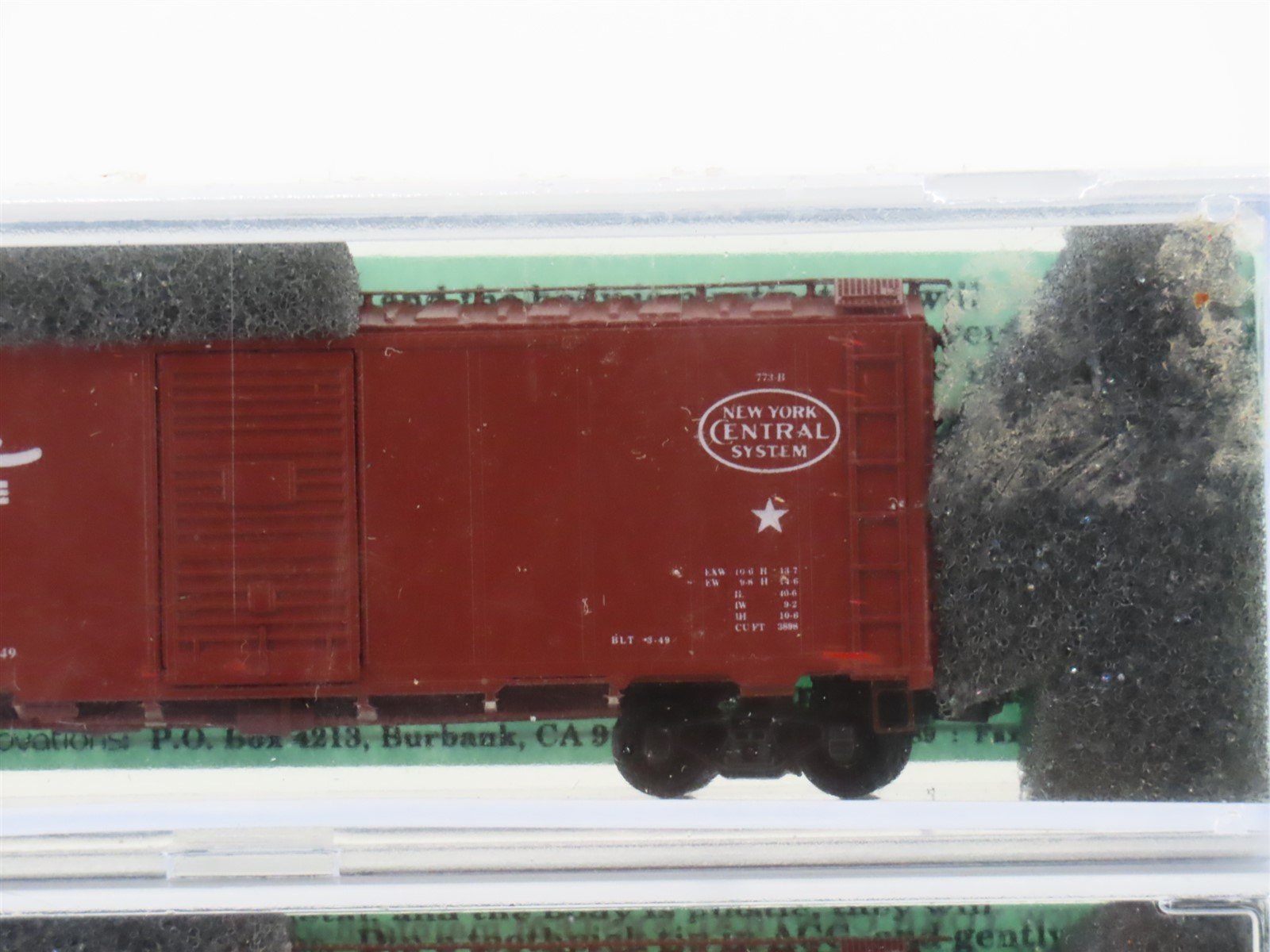 N Deluxe Innovations 14020 NYC P&LE New York Central 40' Box Car 3-Pack Sealed