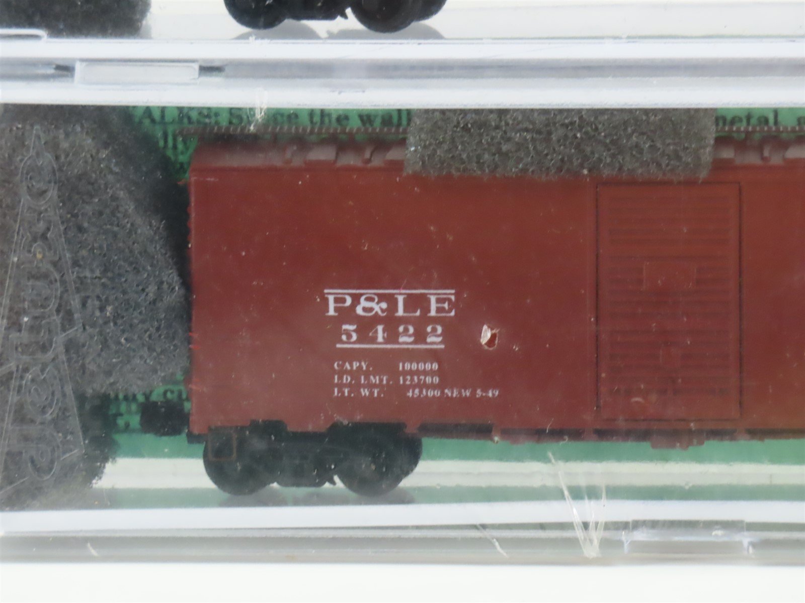 N Deluxe Innovations 14020 NYC P&LE New York Central 40' Box Car 3-Pack Sealed