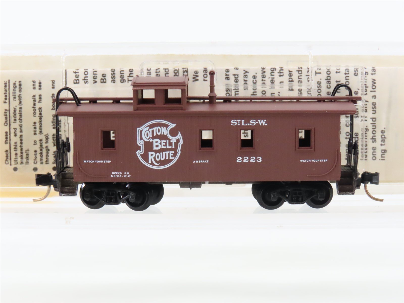 N Scale Micro-Trains MTL 51170 StLSW Cotton Belt Route 34' Caboose #2223