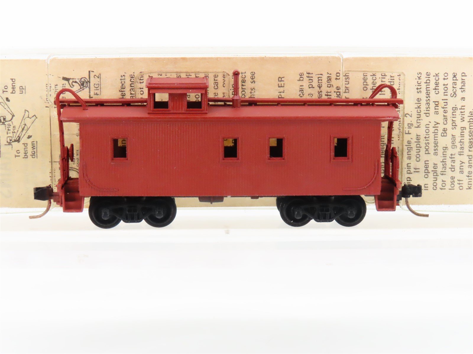 N Scale Kadee Micro-Trains MTL 50000 Unlettered 34' Caboose