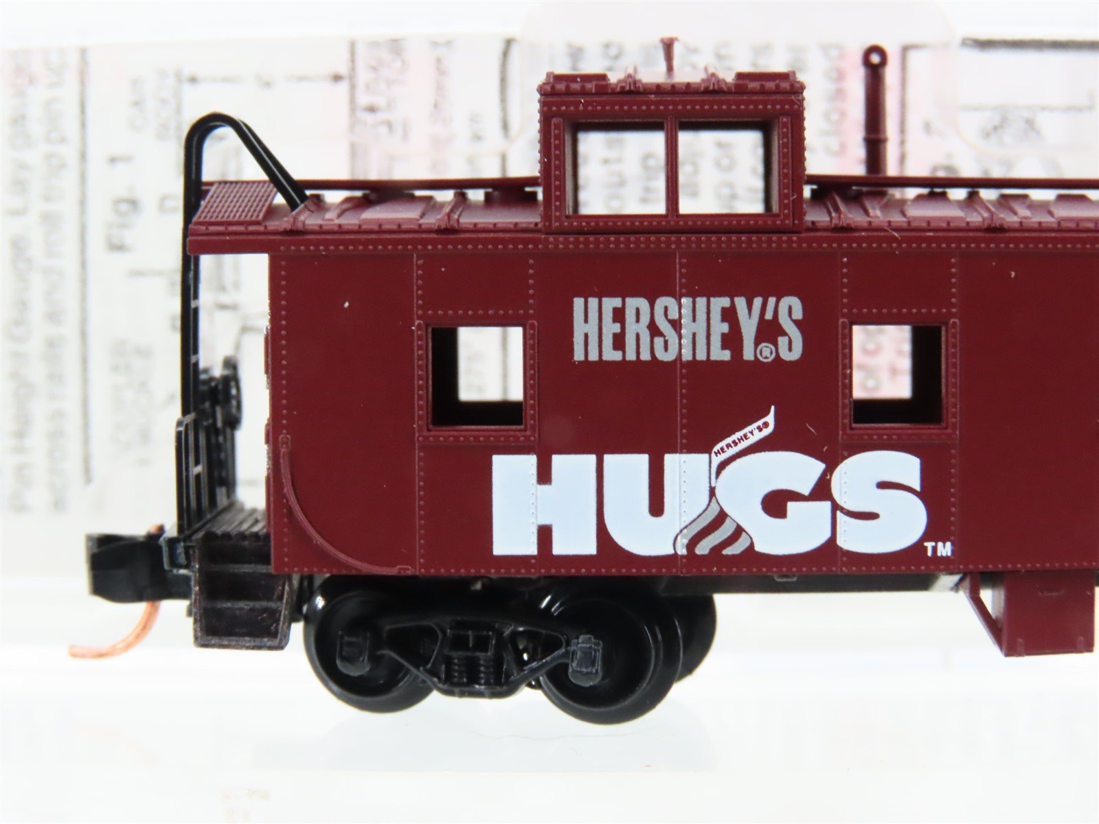 N Scale Micro-Trains MTL 100120 Hershey's Hugs Caboose #4011
