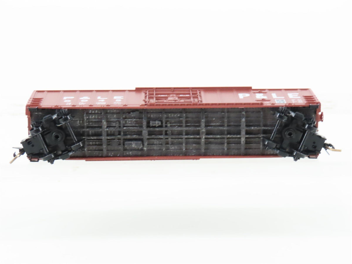 N Scale Micro-Trains MTL 27050 P&amp;LE Pittsburgh &amp; Lake Erie 50&#39; Box Car #6945