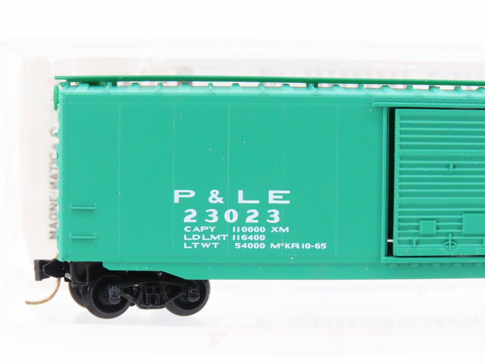 N Scale Micro-Trains MTL 31050 P&LE Pittsburgh & Lake Erie 50' Box Car #23023