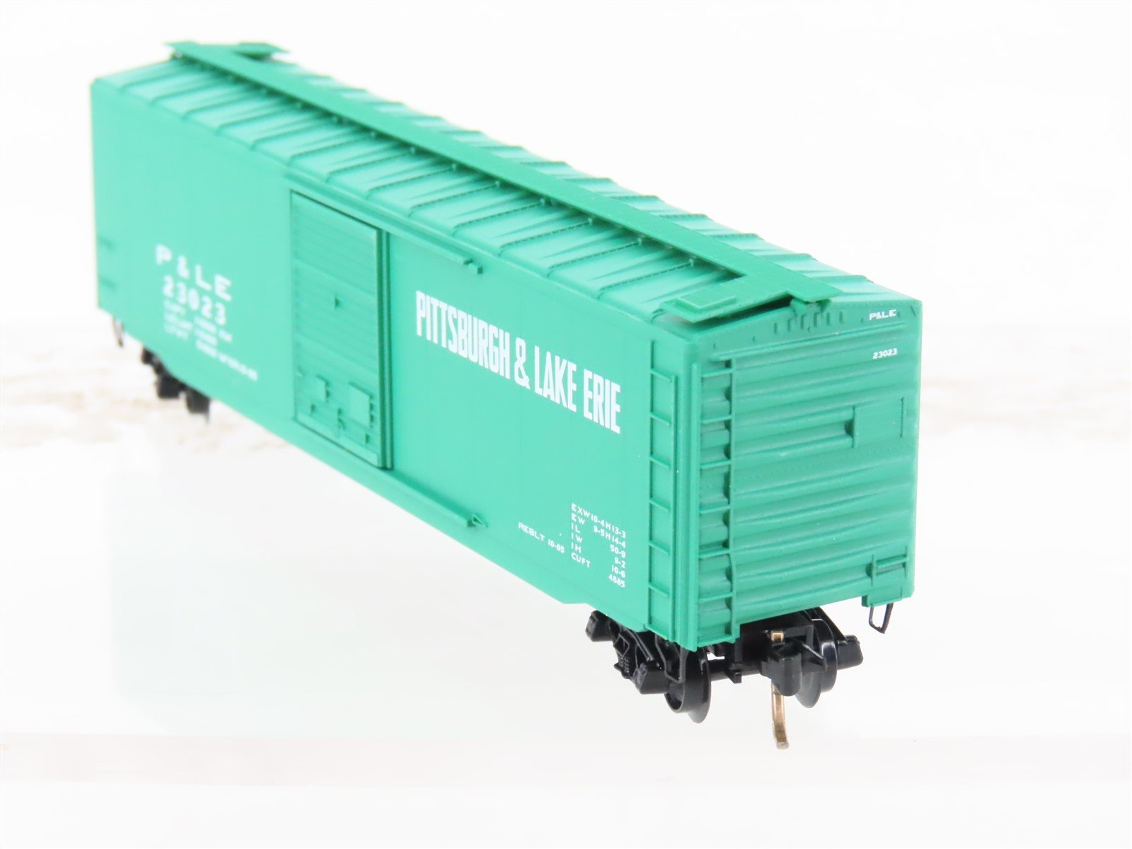 N Scale Micro-Trains MTL 31050 P&LE Pittsburgh & Lake Erie 50' Box Car #23023