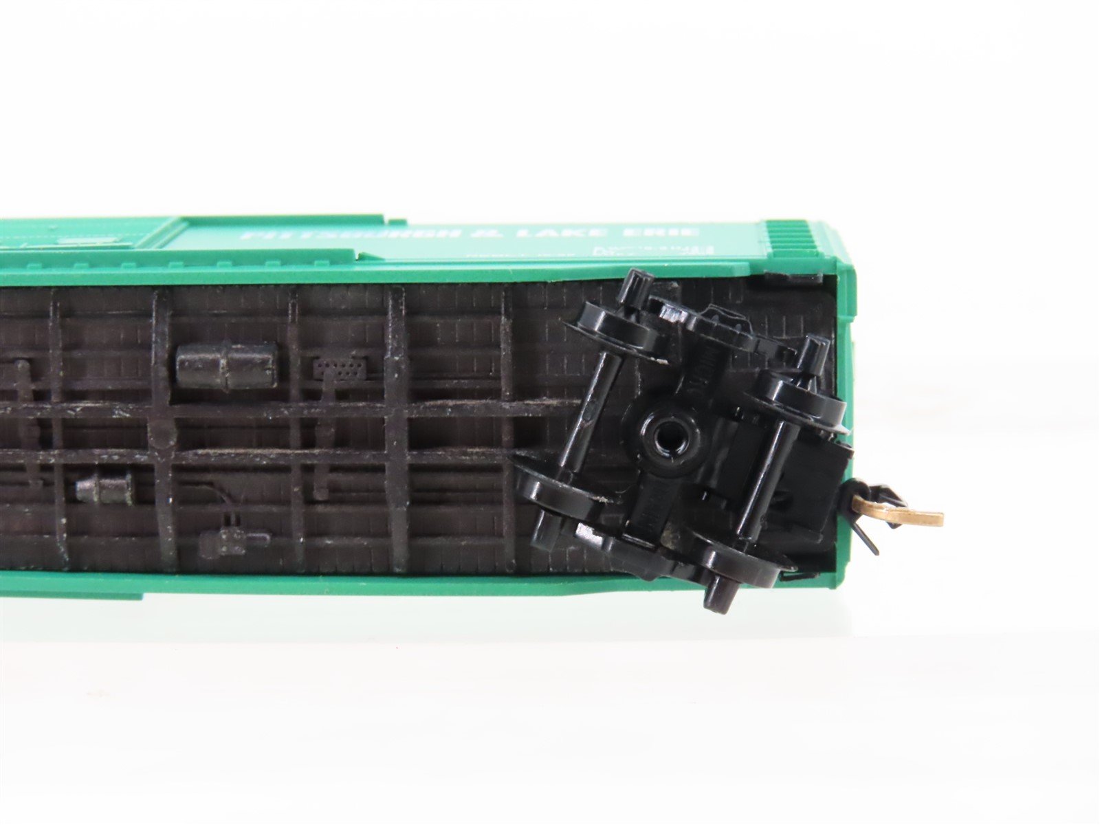 N Scale Micro-Trains MTL 31050 P&LE Pittsburgh & Lake Erie 50' Box Car #23023