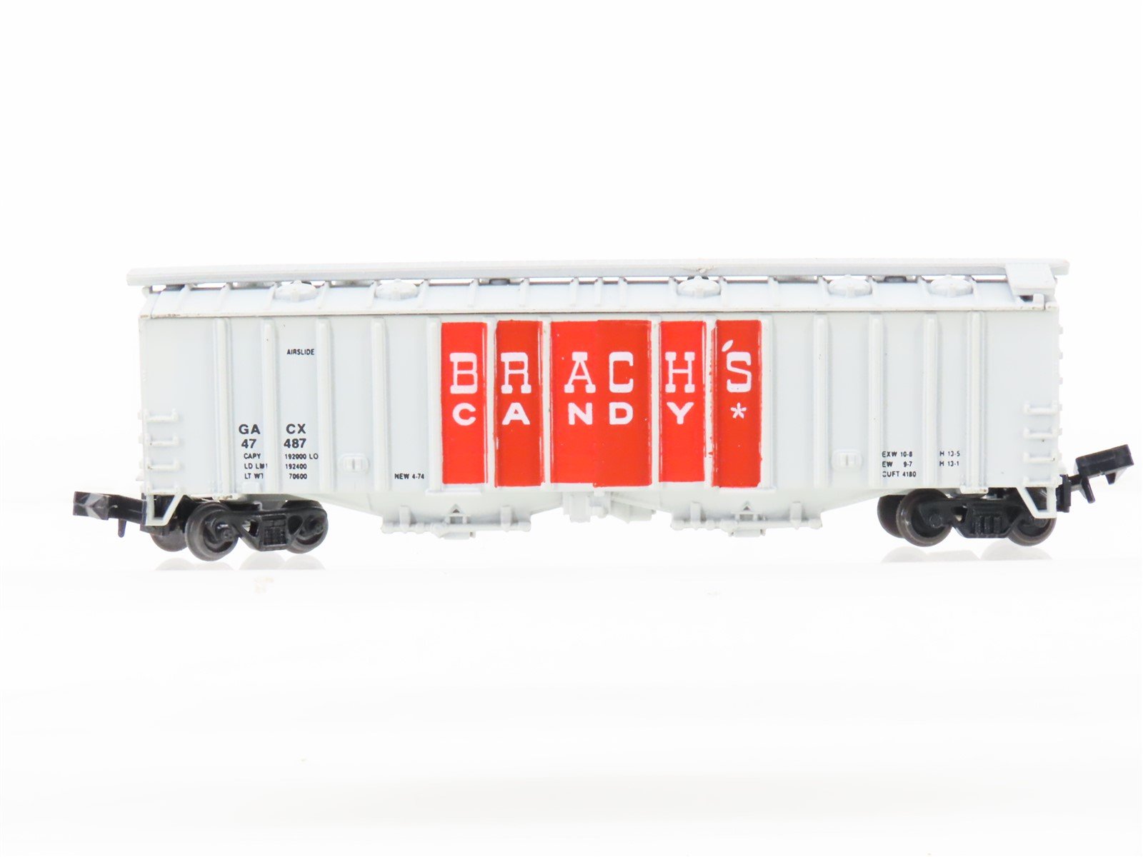 N Delaware Valley Freight Car 231 GACX Brach's Candy 2-Bay Airslide Hopper 47487