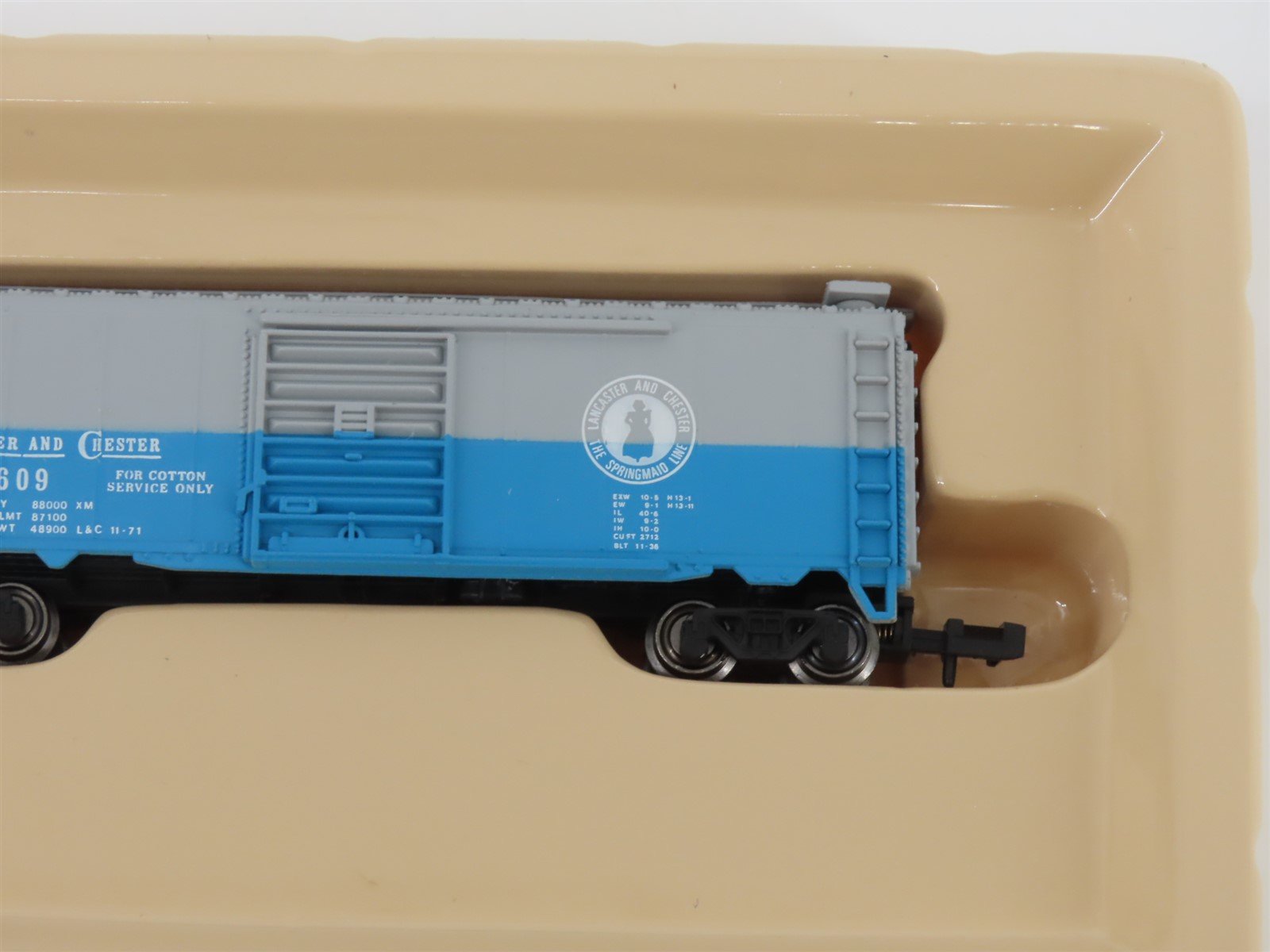 N Scale Bachmann 73660 L&C Lancaster & Chester 41' Steel Box Car #609
