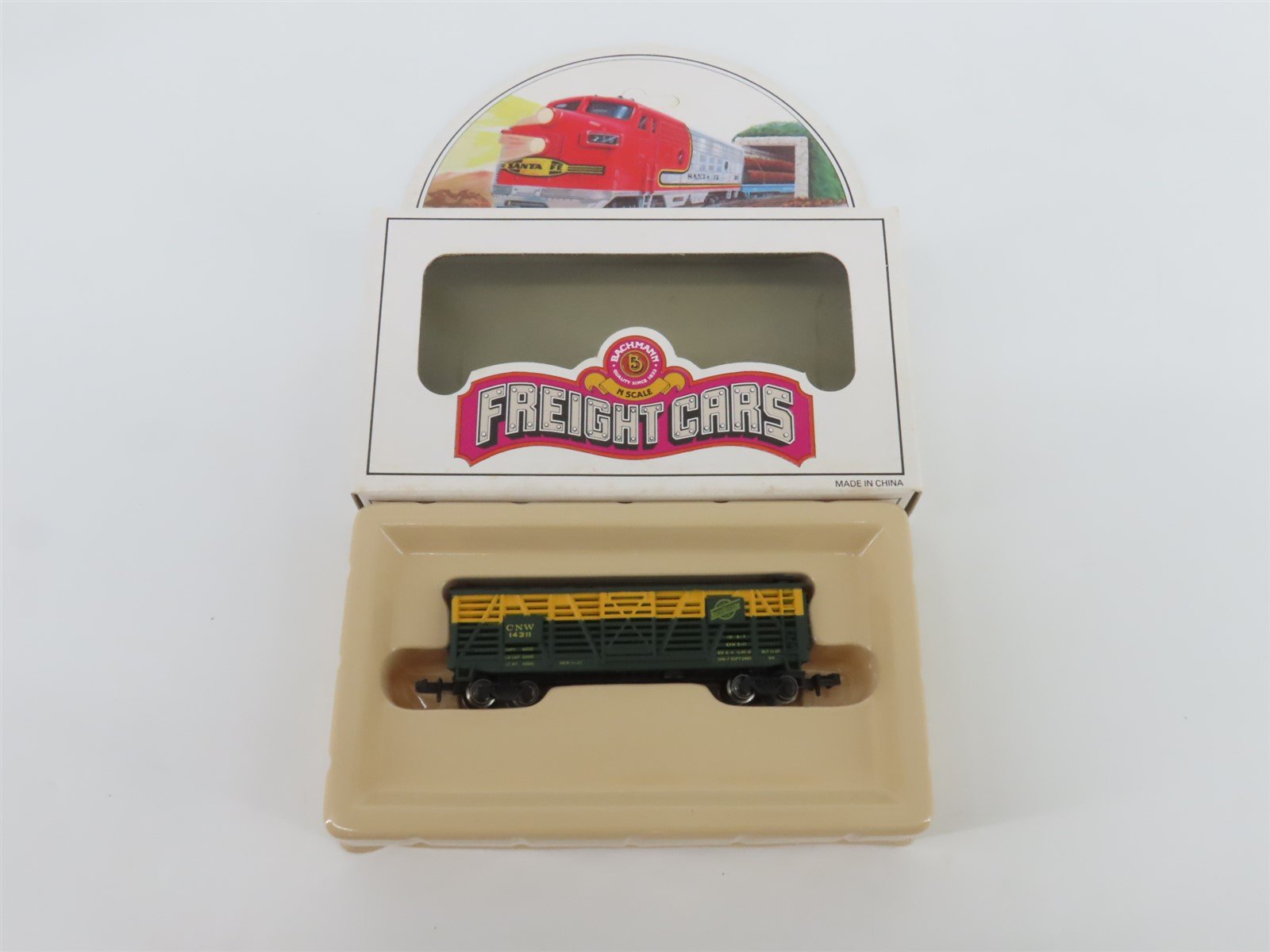 N Scale Bachmann 73660 CNW Chicago North Western 41' Wood Stock Car #14311