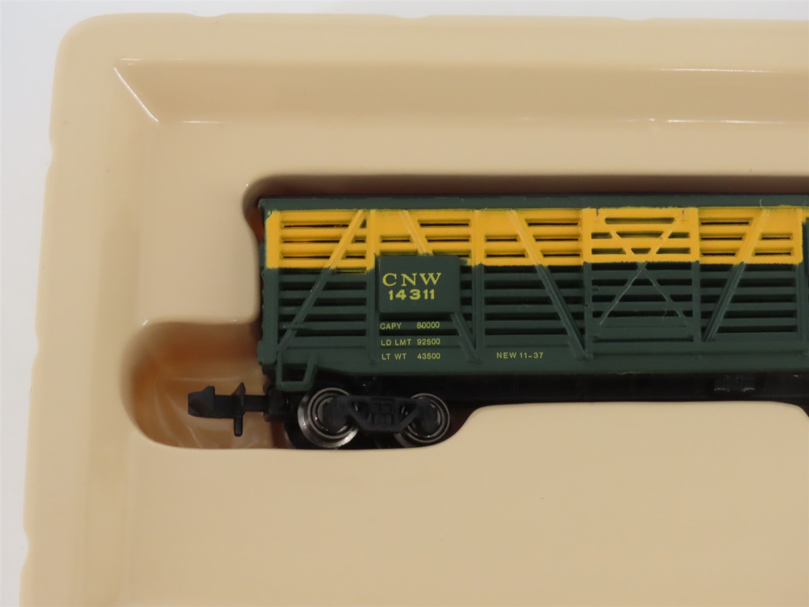 N Scale Bachmann 73660 CNW Chicago North Western 41' Wood Stock Car #14311