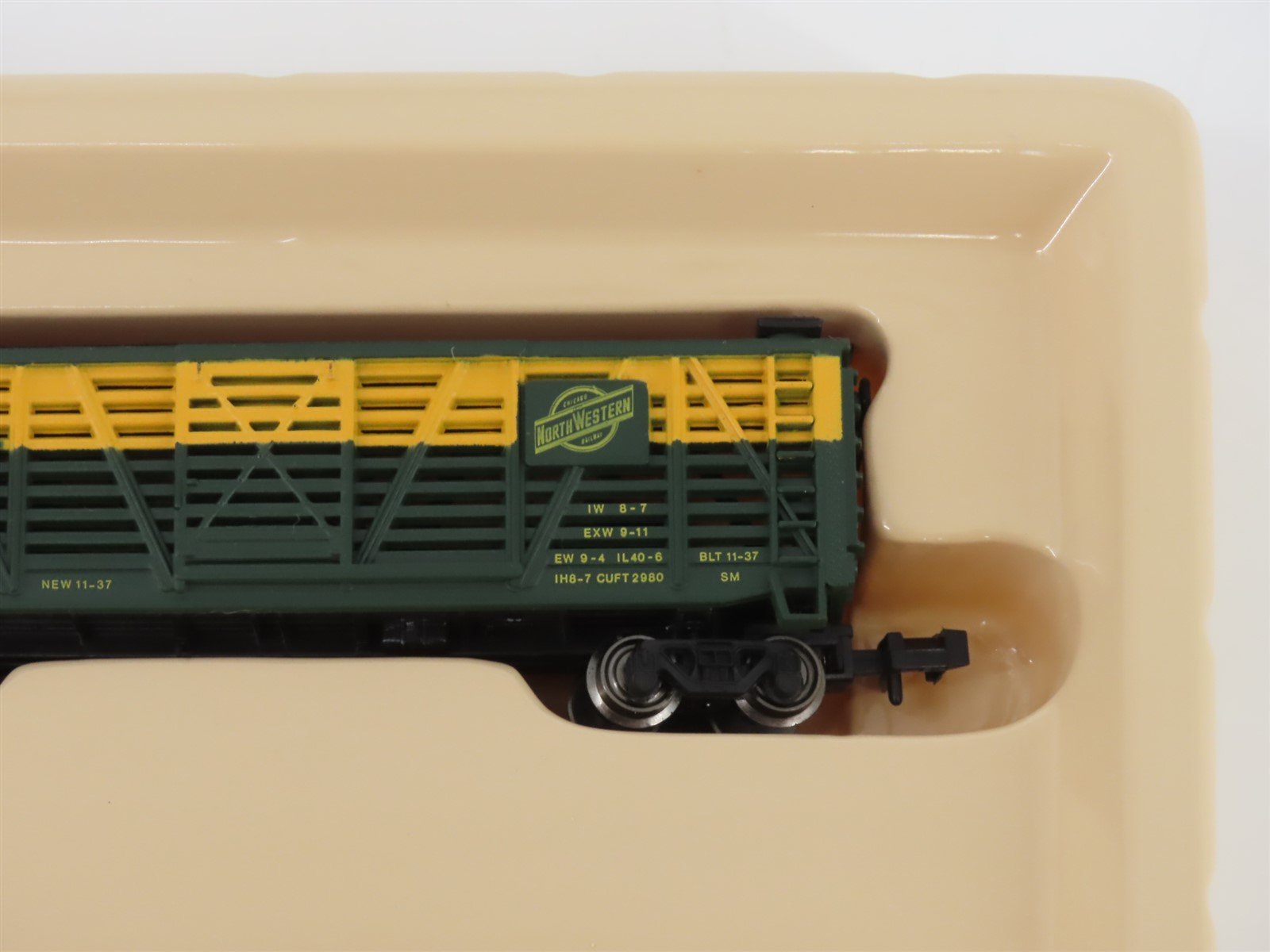 N Scale Bachmann 73660 CNW Chicago North Western 41' Wood Stock Car #14311