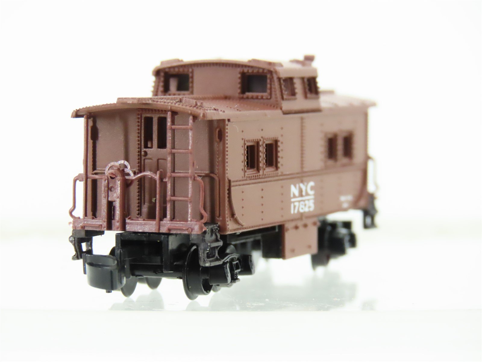 Z Scale Micro-Trains MTL 14707 NYC New York Central Caboose #17825