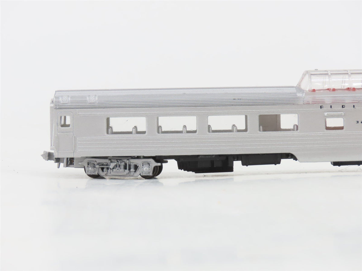 N Scale Con-Cor CB&amp;Q Burlington Dome Passenger Car #320