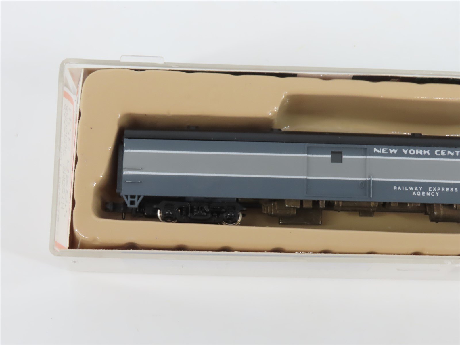 N Scale Con-Cor 0001-04021Q NYC New York Central Smooth Side Baggage Passenger
