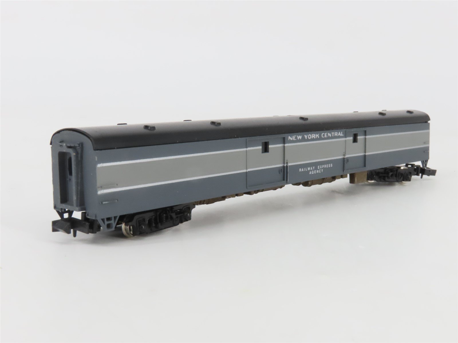 N Scale Con-Cor 0001-04021Q NYC New York Central Smooth Side Baggage Passenger