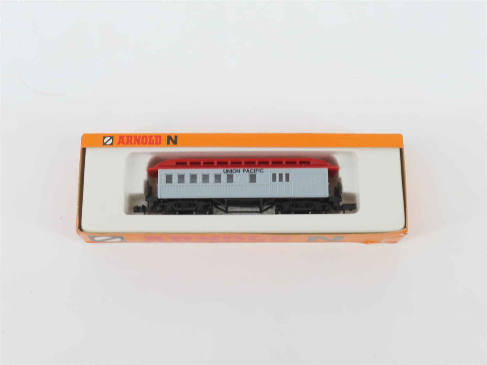 N Scale Arnold 3614 UP Union Pacific Old Time Combine Passenger Car