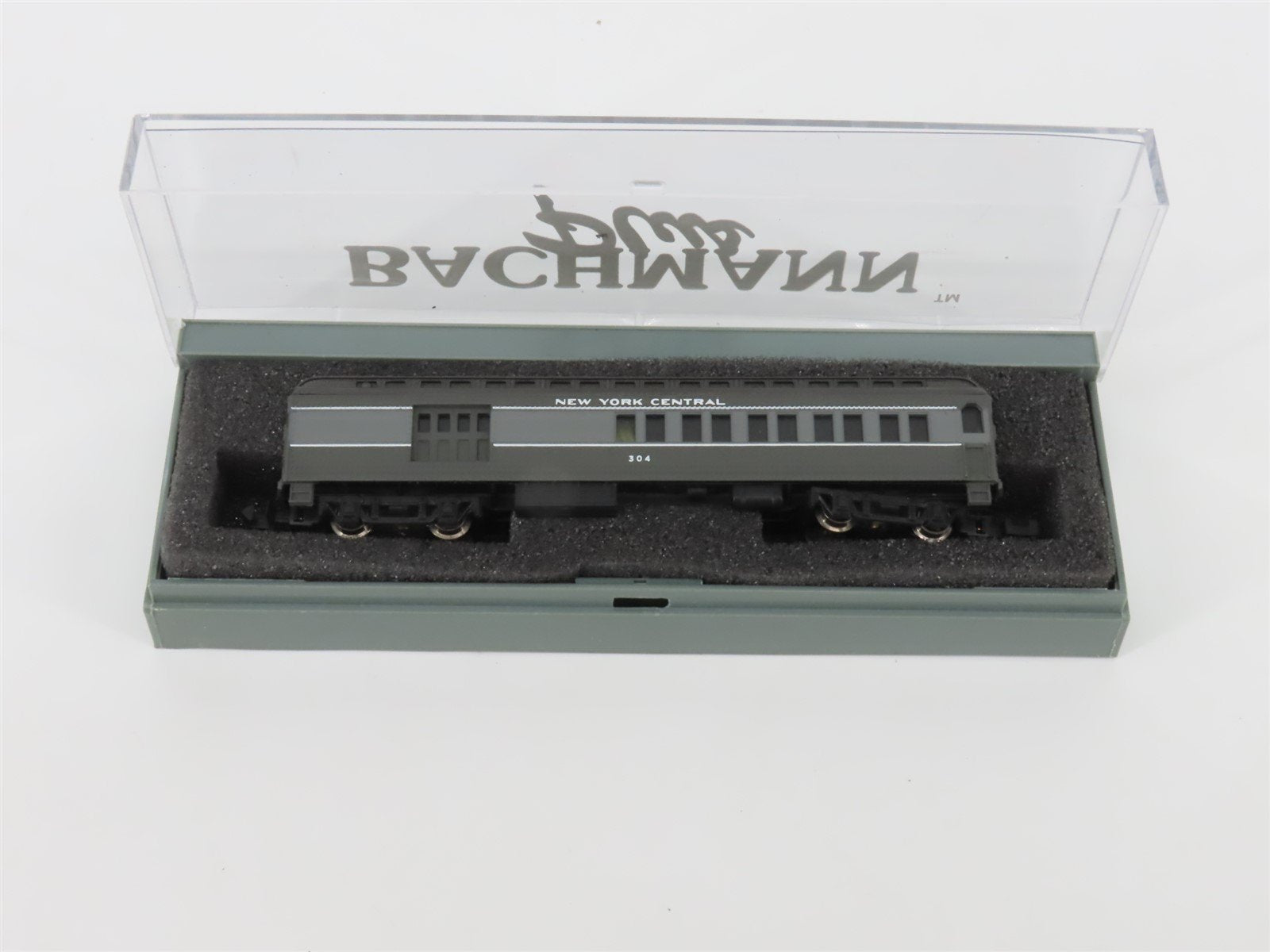 N Scale Bachmann Plus 13151 NYC New York Central Combine Passenger #304
