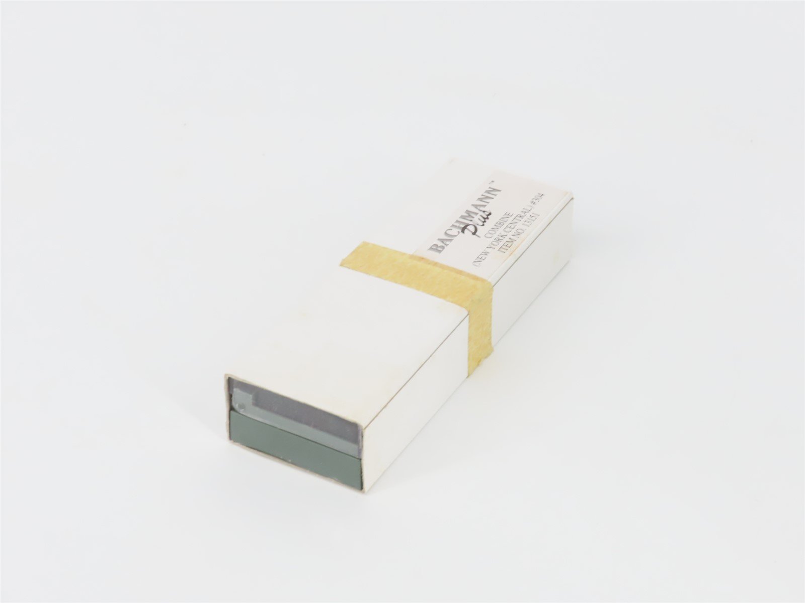 N Scale Bachmann Plus 13151 NYC New York Central Combine Passenger #304