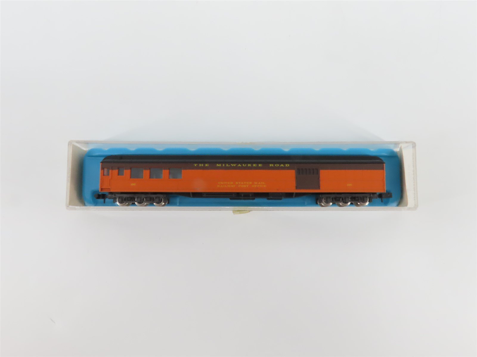N Scale Rivarossi 9545 MILW Milwaukee Road Combine Passenger Car #106