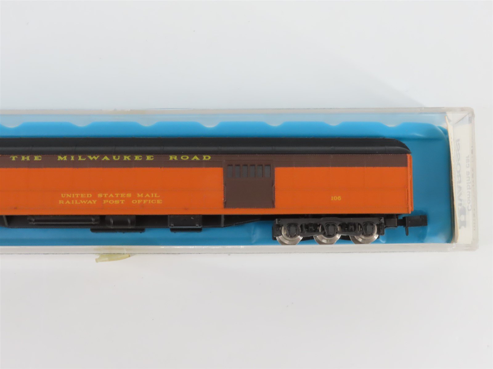 N Scale Rivarossi 9545 MILW Milwaukee Road Combine Passenger Car #106