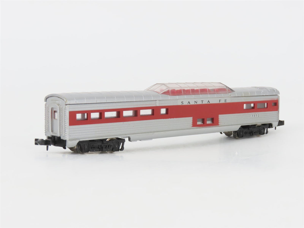 N Scale Model Power 3052 ATSF Santa Fe Vista Dome Passenger Car #3052