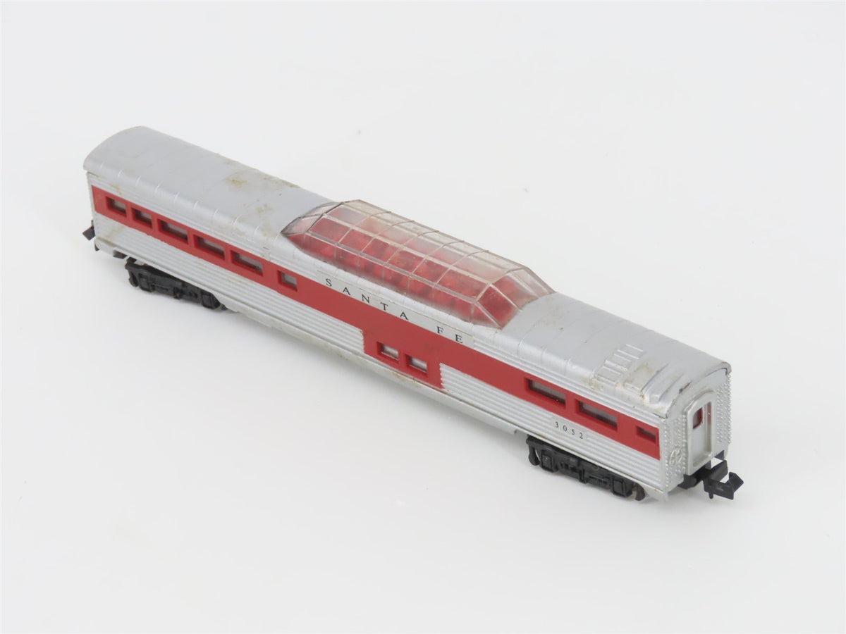 N Scale Model Power 3052 ATSF Santa Fe Vista Dome Passenger Car #3052