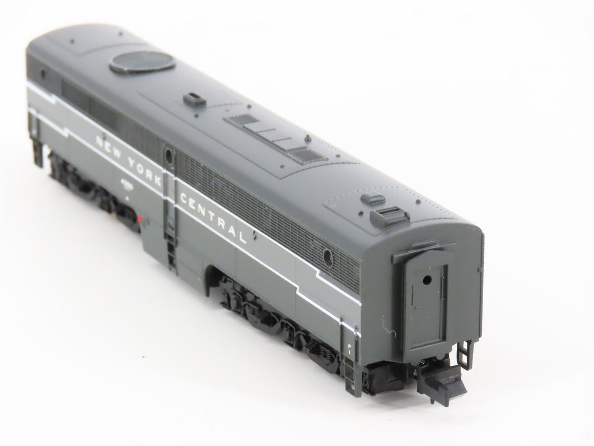 N Scale Life-Like 7081 NYC New York Central ALCO PB Diesel #4300 - Unpowered