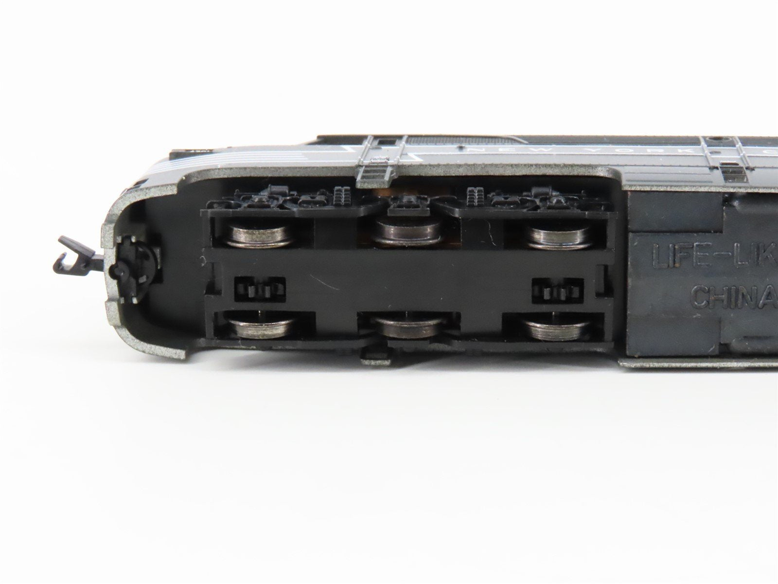 N Scale Life-Like 7080 NYC New York Central ALCO PA Diesel Locomotive #4201