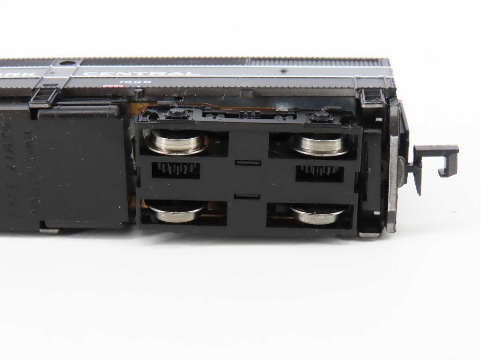 N Scale Life-Like 7423 NYC New York Central ALCO FA1 Diesel Locomotive #1000