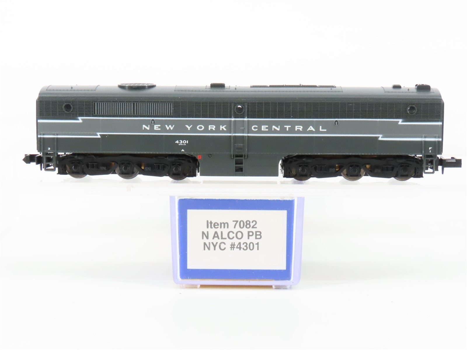 N Scale Life-Like 7082 NYC New York Central ALCO PB Diesel #4301 - Unpowered
