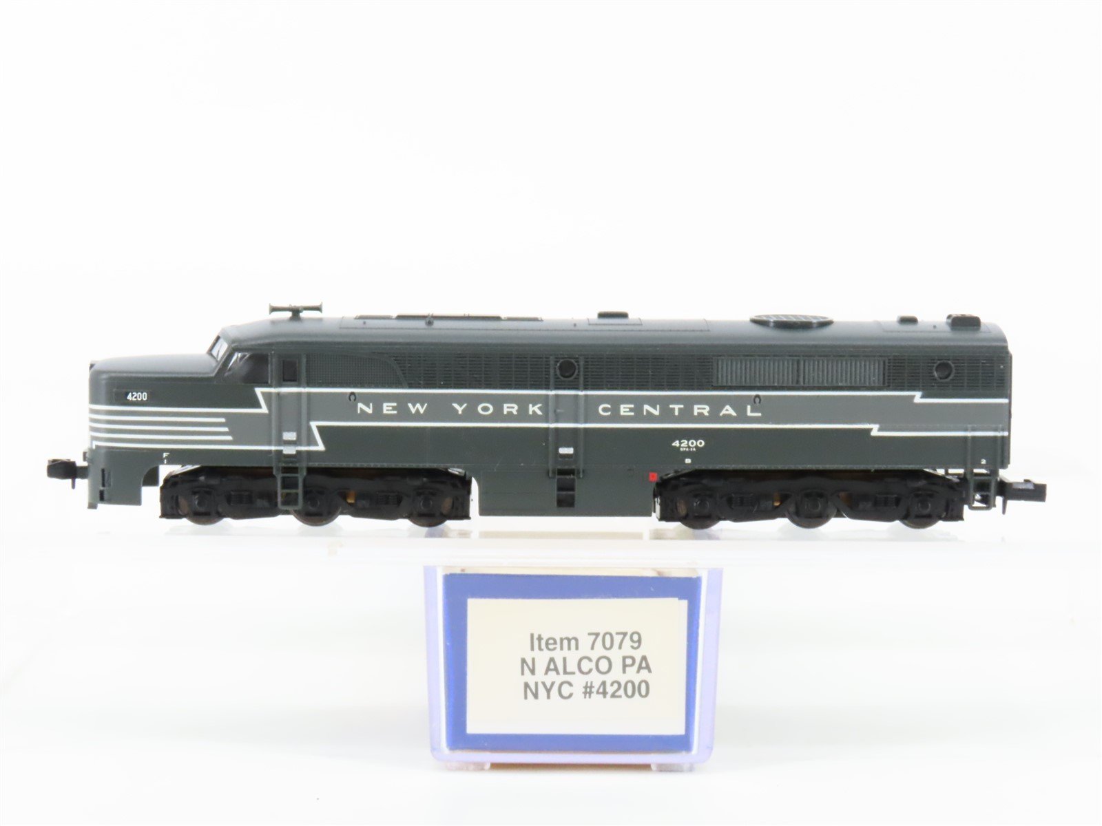 N Scale Life-Like 7079 NYC New York Central ALCO PA Diesel Locomotive #4200