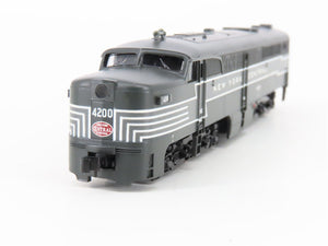 N Scale Life-Like 7079 NYC New York Central ALCO PA Diesel Locomotive #4200