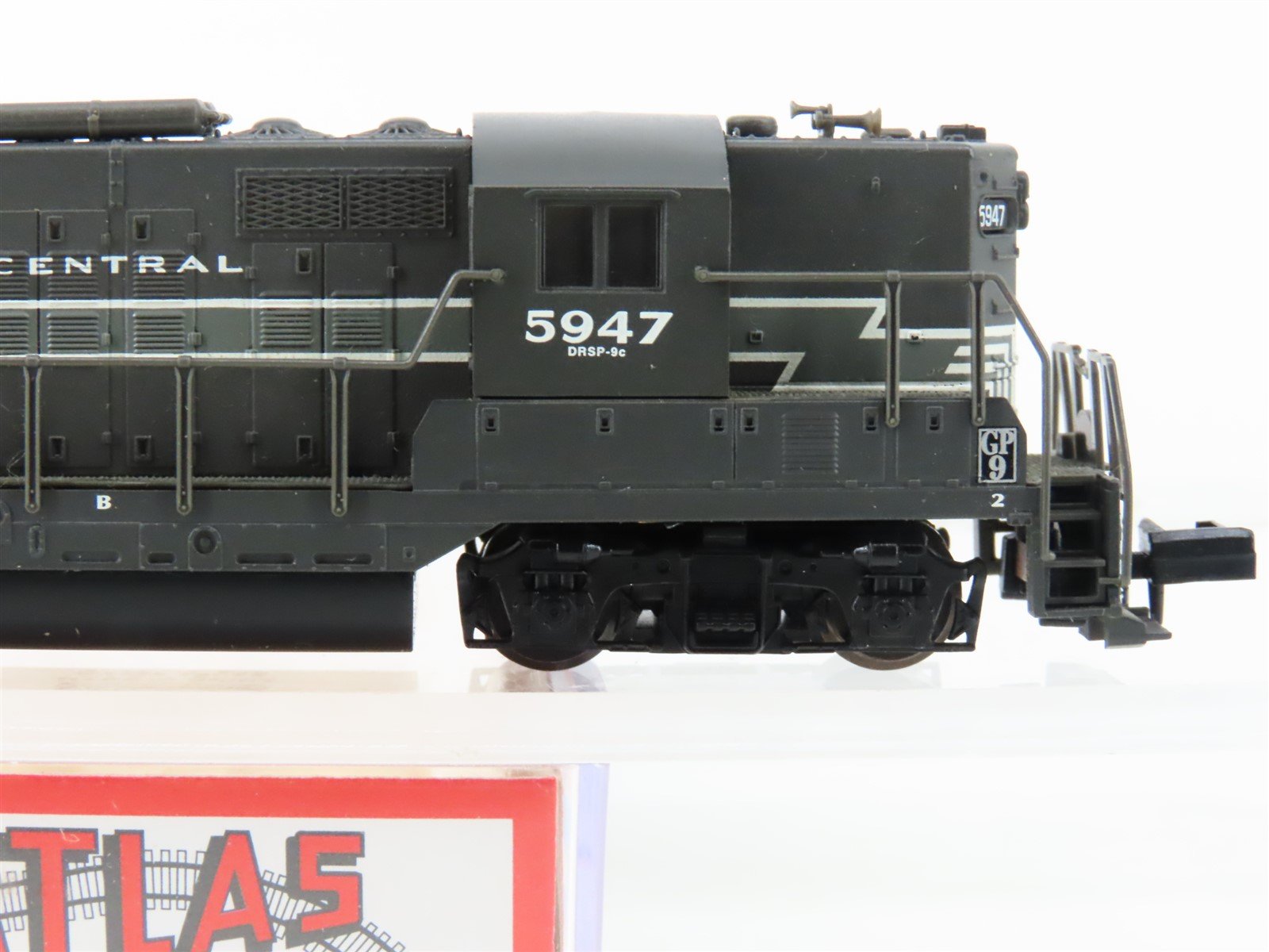 N Scale Atlas 48414 NYC New York Central EMD GP9TT Diesel Locomotive #5947