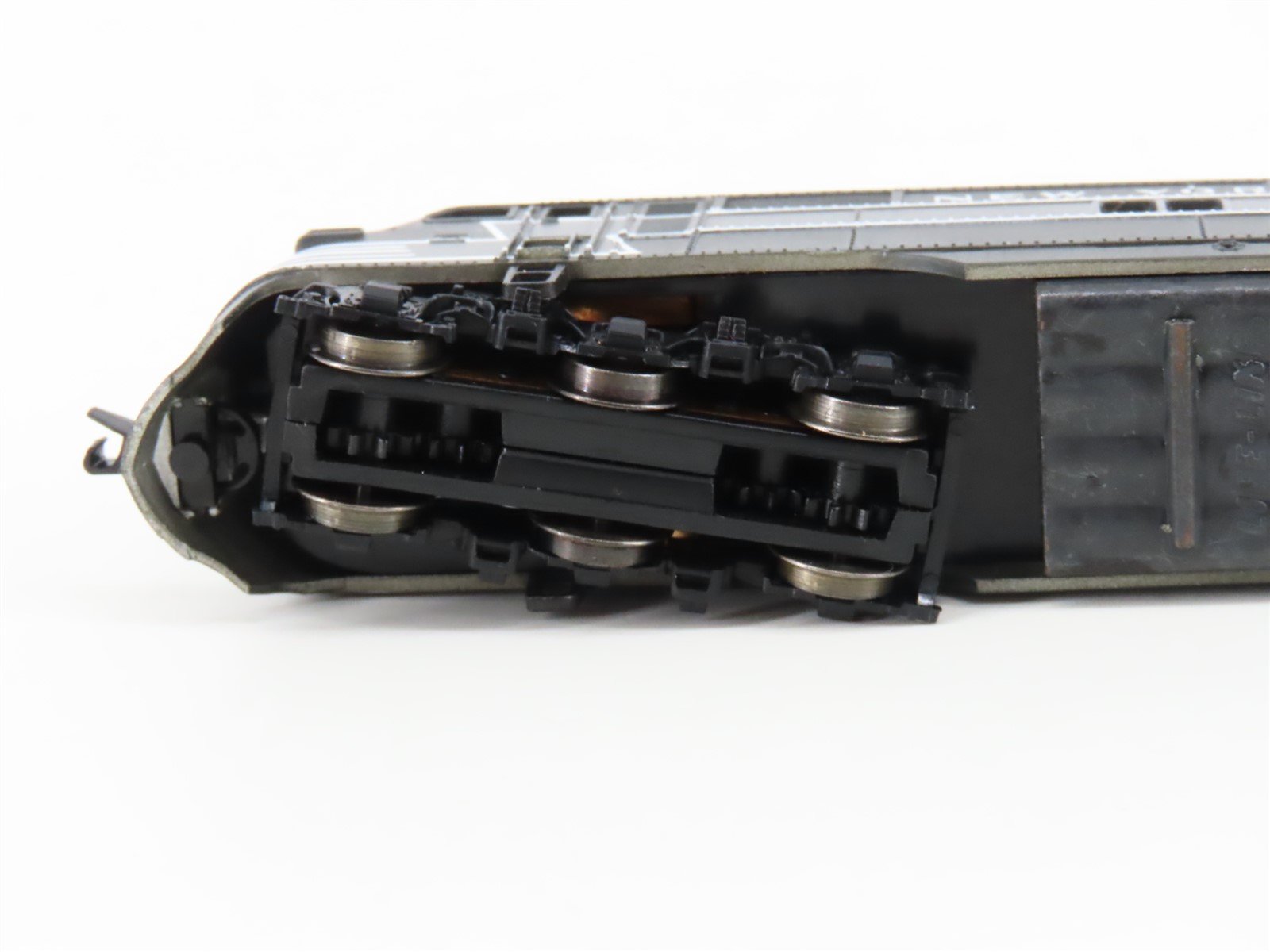 N Scale Life-Like 7011 NYC New York Central EMD E7A Diesel Locomotive #4009