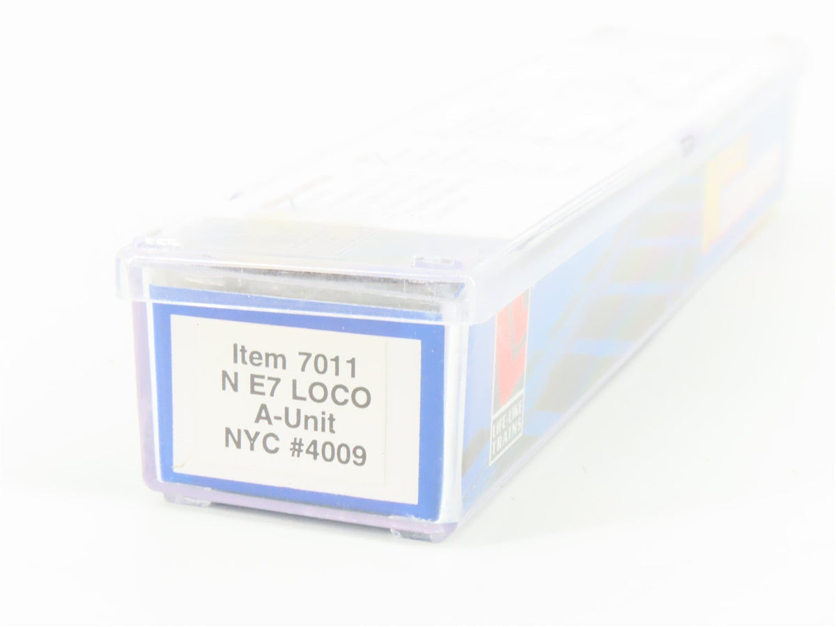 N Scale Life-Like 7011 NYC New York Central EMD E7A Diesel Locomotive #4009