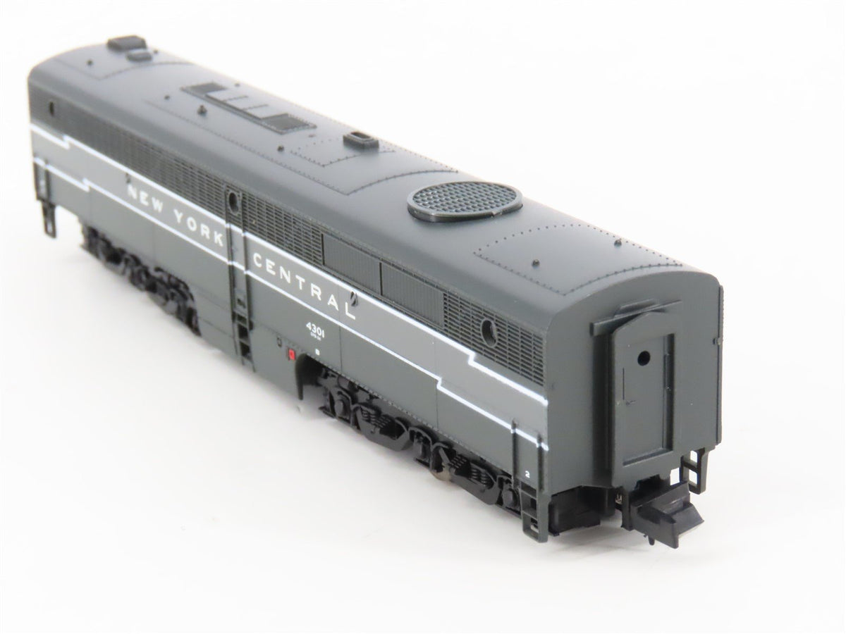 N Scale Life-Like 7082 NYC New York Central ALCO PB Diesel #4301- Unpowered