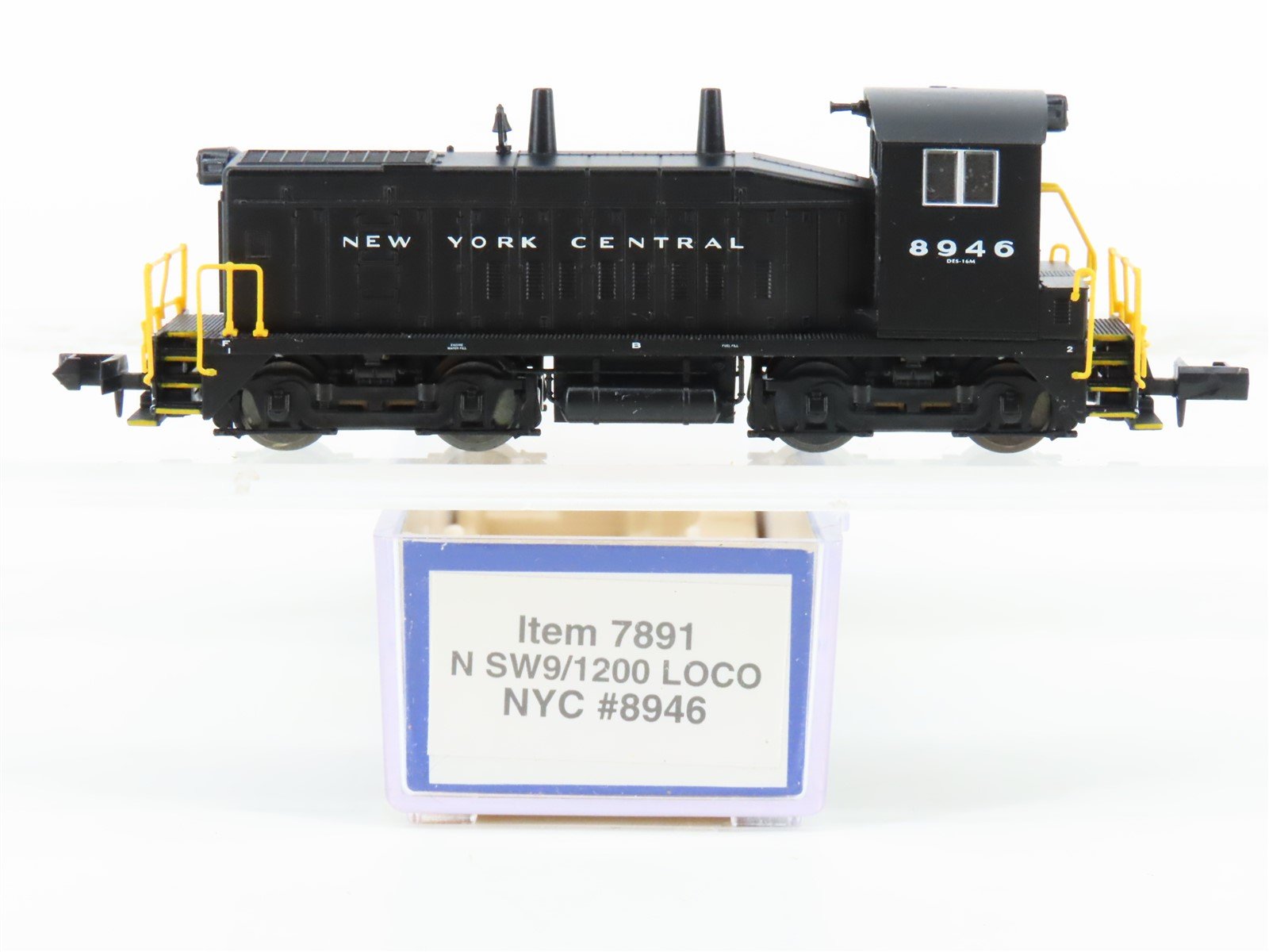 N Scale Life-Like 7891 NYC New York Central EMD SW9/1200 Diesel Switcher #8946