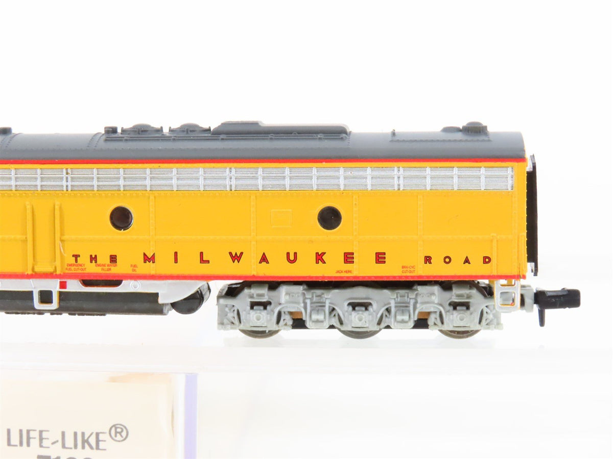 N Scale Life-Like 7196 MILW Milwaukee &quot;UP Paint&quot; EMD E8A Diesel Locomotive #33