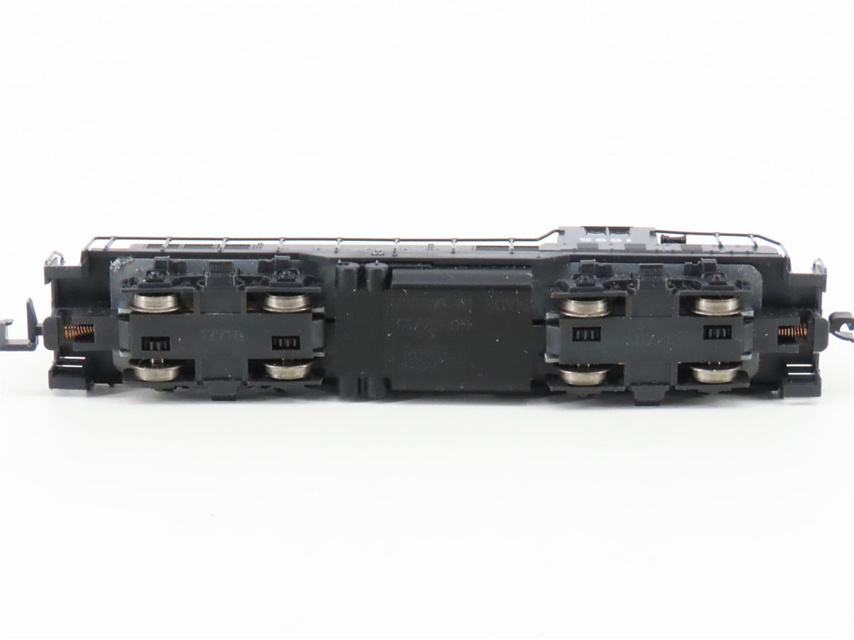 N Scale Atlas/KATO 4307 NYC New York Central EMD GP7 Diesel Locomotive #5601