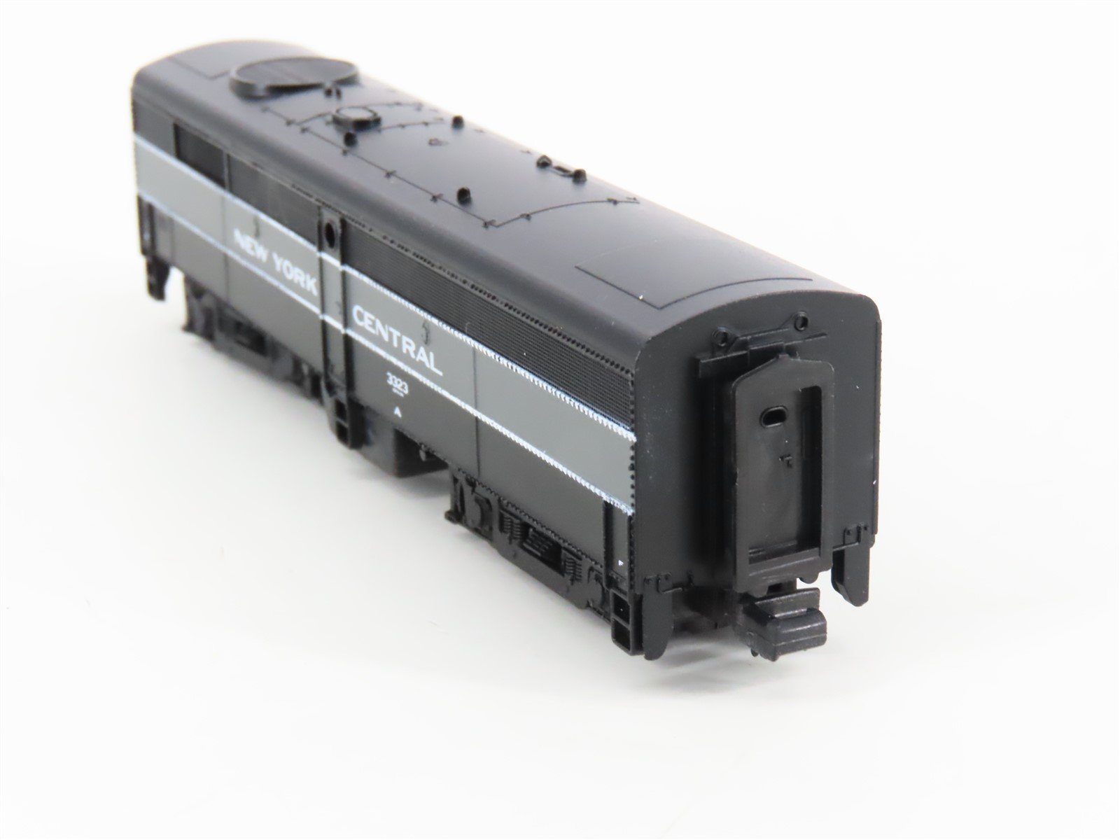 N Scale Life-Like 7921 NYC New York Central ALCO FB1 Diesel #3323 - Unpowered