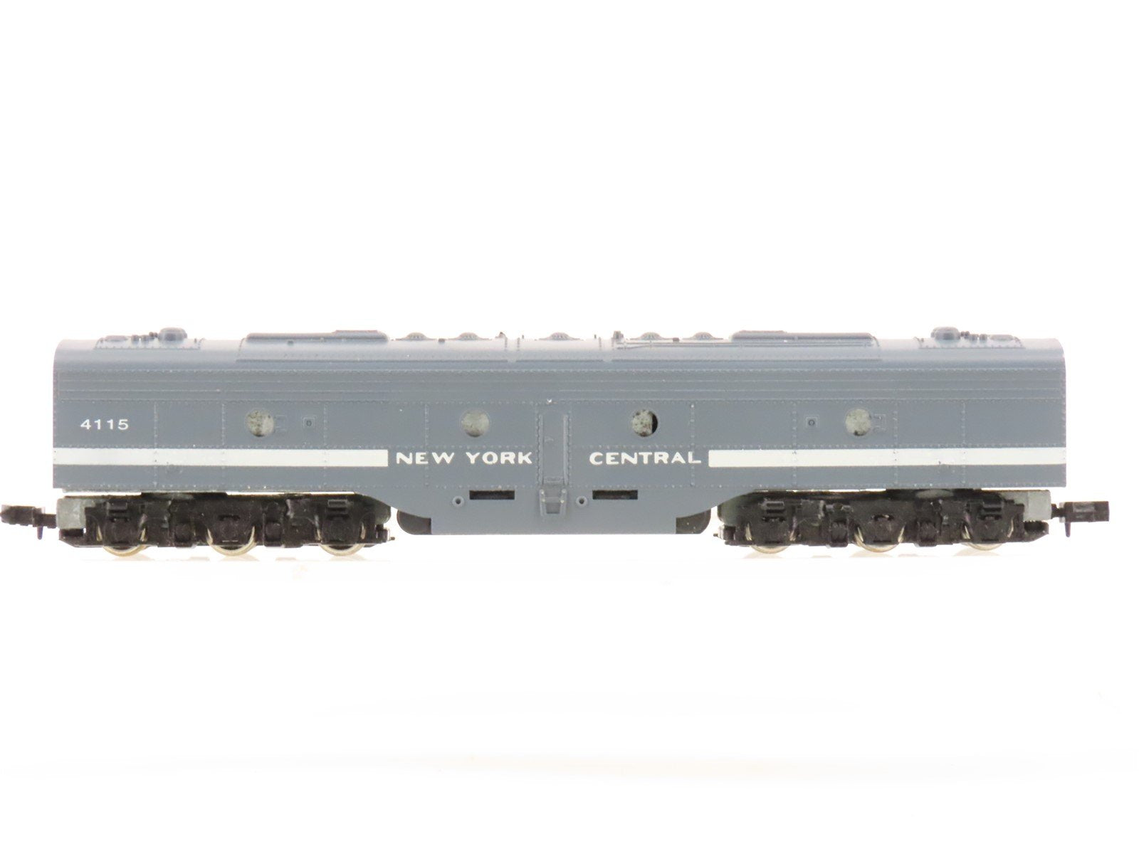 N Scale Con-Cor NYC New York Central EMD E8B Diesel Locomotive #4115