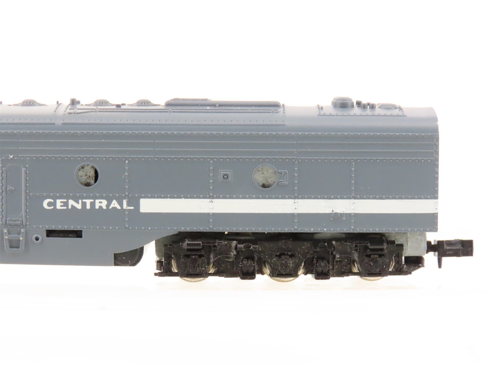N Scale Con-Cor NYC New York Central EMD E8B Diesel Locomotive #4115