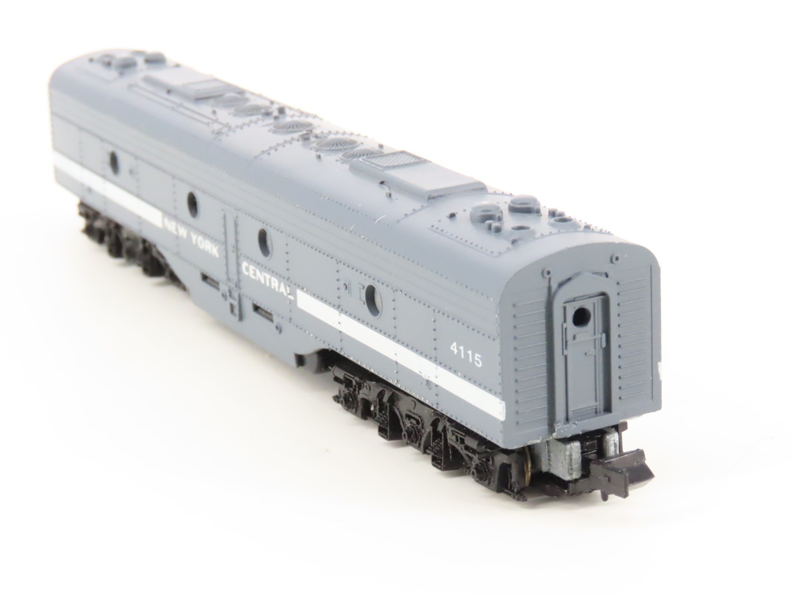 N Scale Con-Cor NYC New York Central EMD E8B Diesel Locomotive #4115