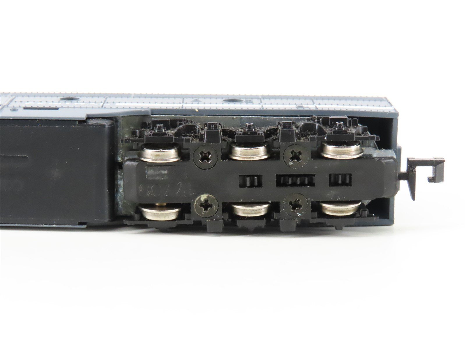 N Scale Con-Cor NYC New York Central EMD E8B Diesel Locomotive #4115