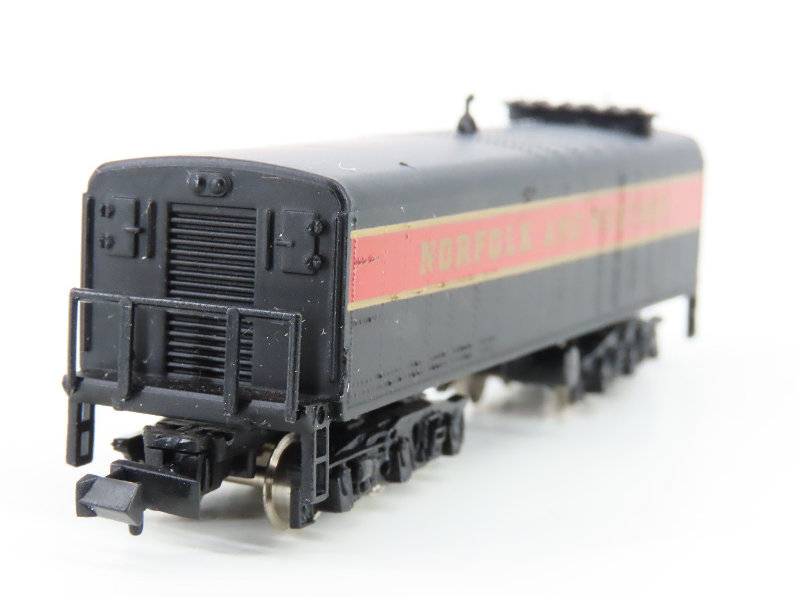 N Scale Bachmann 53-1096A4 N&W Norfolk & Western Auxiliary Water Tender #220144