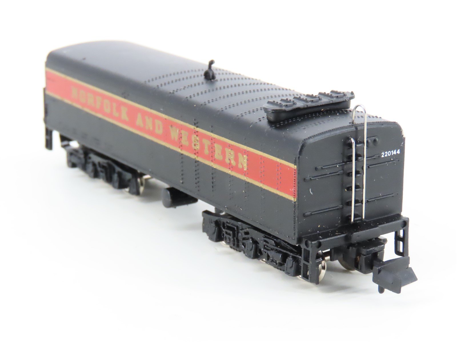 N Scale Bachmann 53-1096A4 N&W Norfolk & Western Auxiliary Water Tender #220144