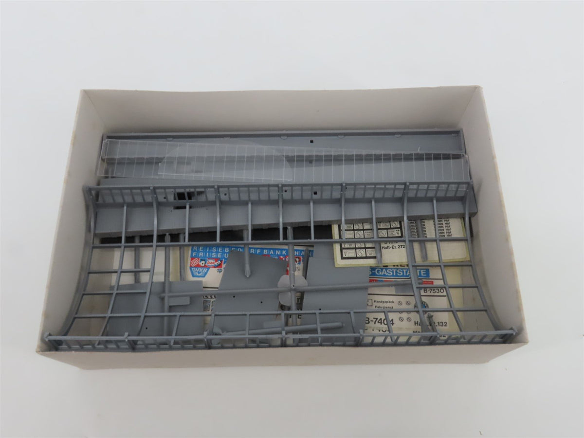 N 1/160 Scale Kibri Kit 7510 Passenger Station Platform