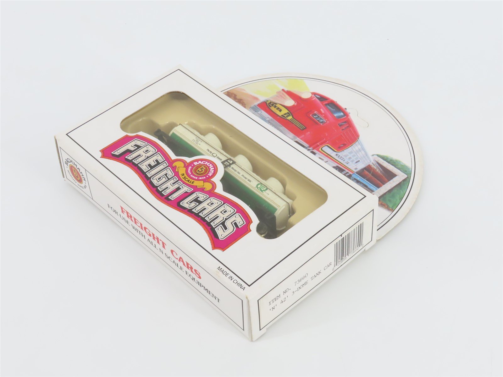 N Scale Bachmann 73660 QSOX Quaker State 42' Triple Dome Tank Car #746